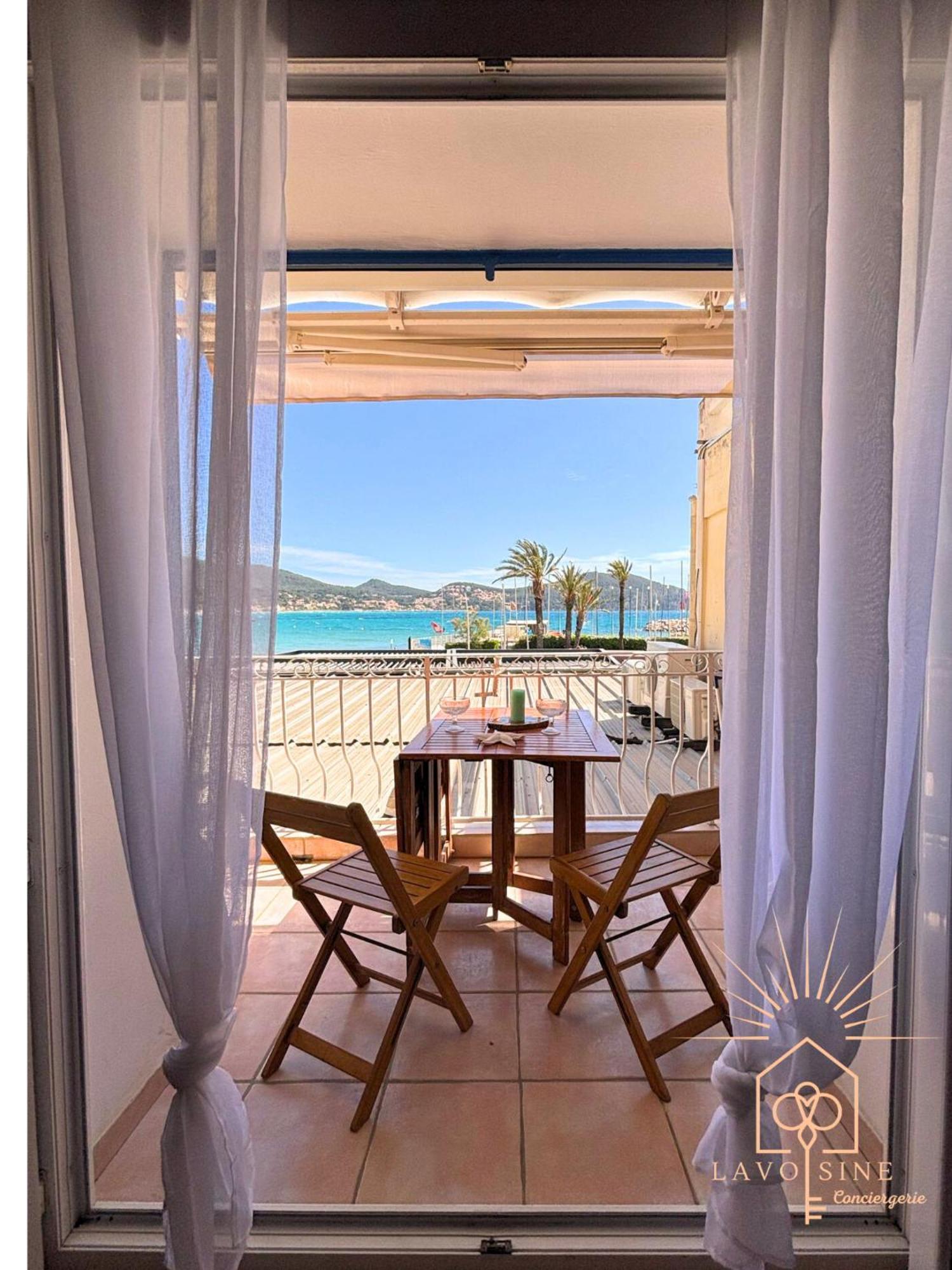 Les Pieds Dans L'Eau Appartement Saint-Cyr-sur-Mer Buitenkant foto
